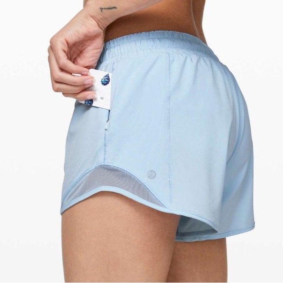 Lululemon Hotty Hot Short II *Long 4" *swift, color: Breezy size 4 in EUC. - Picture 12 of 14